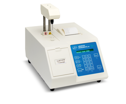 Advanced Instruments 4250 | Cryoscope pour l'analyse du lait